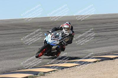 media/Oct-13-2025-Moto Forza (Mon) [[a66d839500]]/4-C Group/Session 2 (Bowl)/